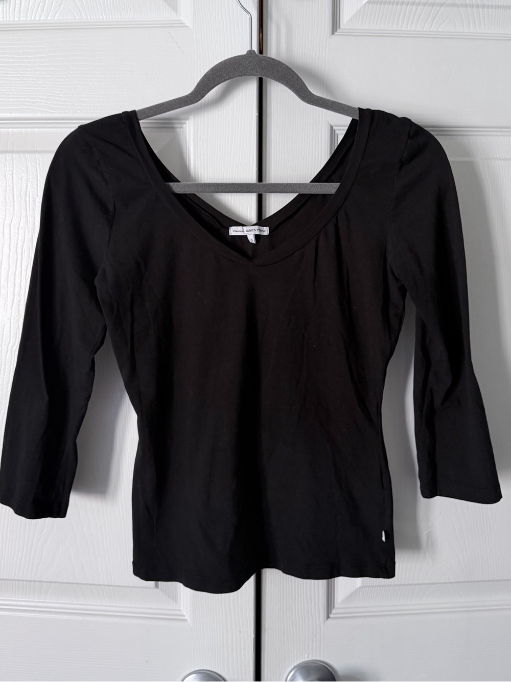 James Perse Black V-Neck 3/4  Sleeve Tee - Picture 2 of 4